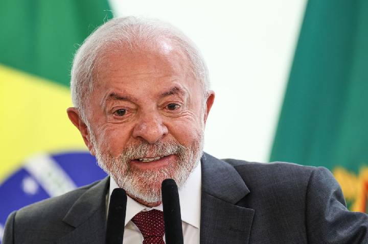 Lula pede quebra completa de sigilo do caso Master 