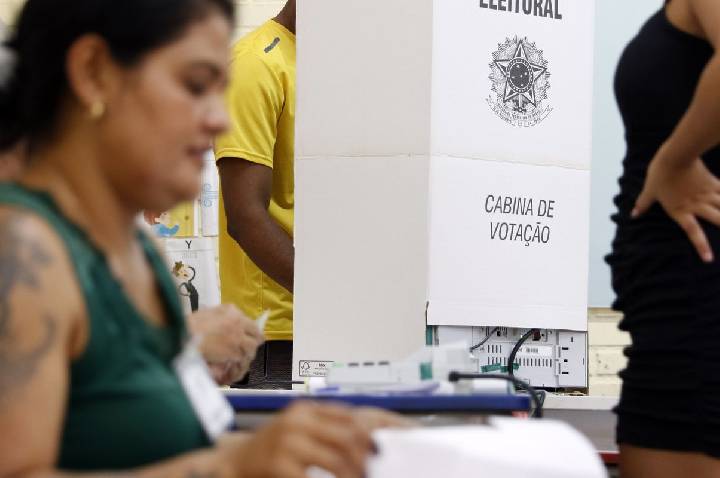 PM registra 7 ocorrências e 6 detidos até o meio-dia de domingo em SP 