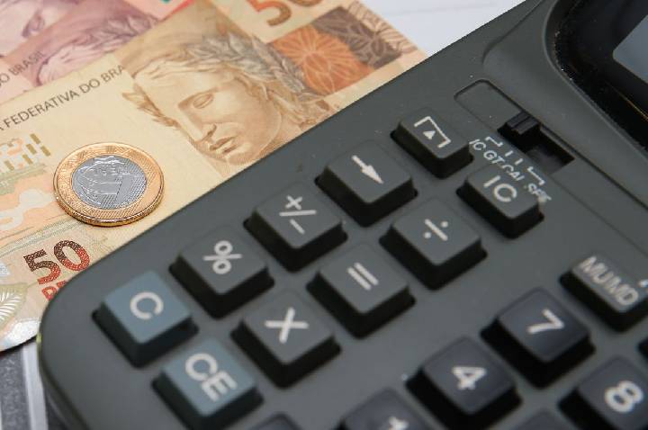 Prazo para empresas optarem por Simples é prorrogado para outubro