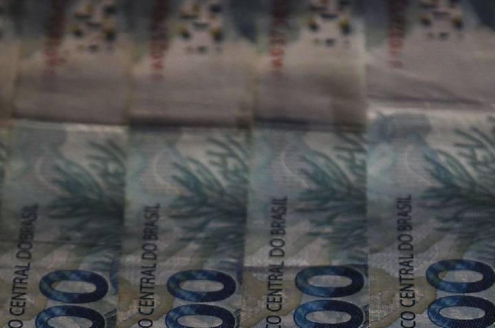 União pagou R$ 696,38 milhões em dívidas de estados e municípios