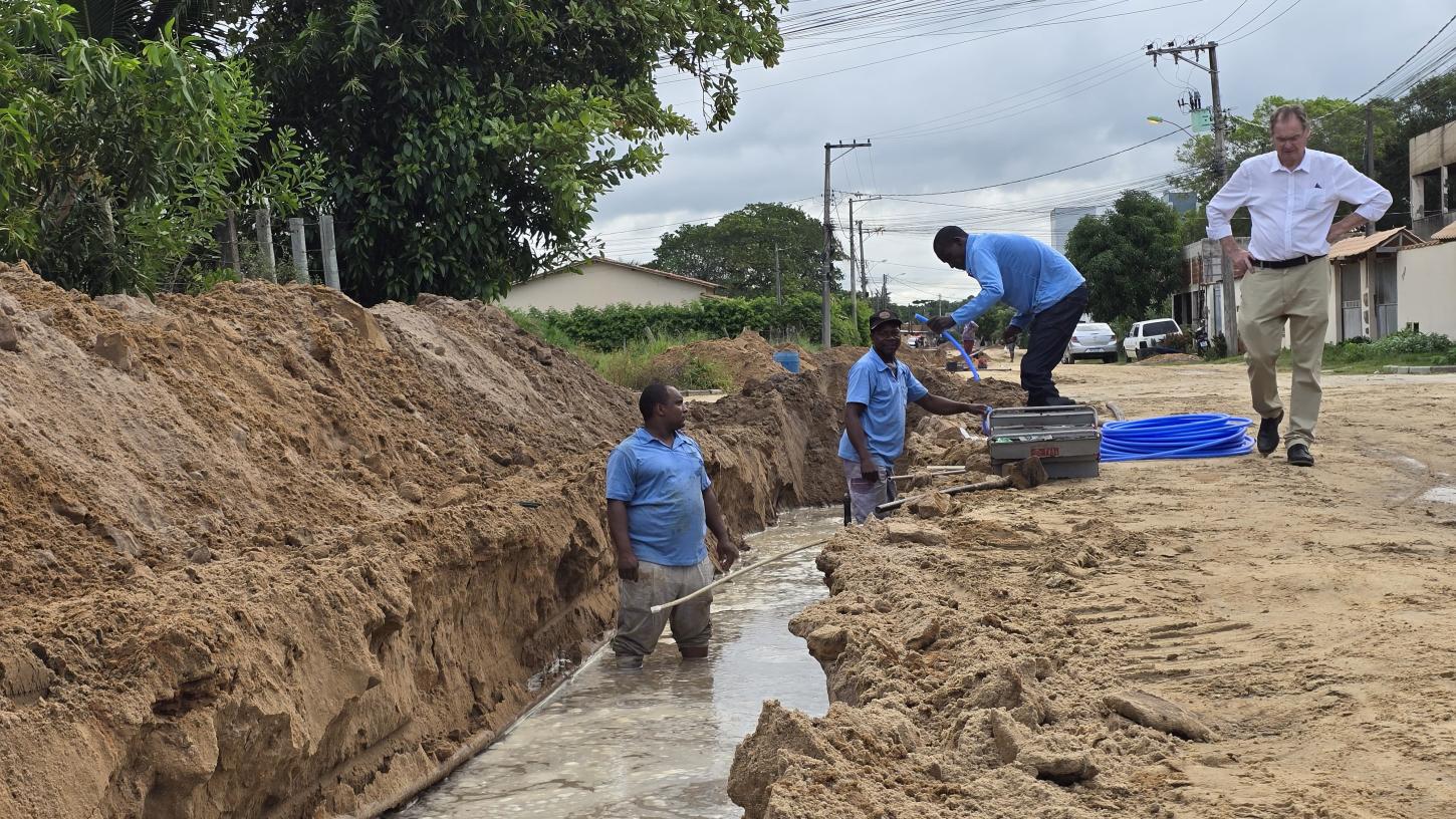 Obras emergenciais são iniciadas em Guriri para conter alagamentos