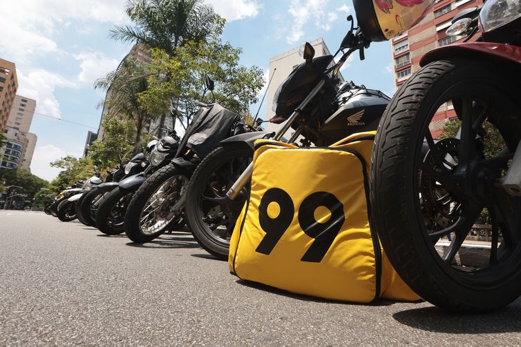 Rio será primeira cidade no país a monitorar motociclistas de app