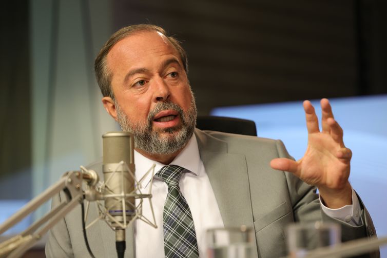 Brasil não corre risco energético, garante Alexandre Silveira
