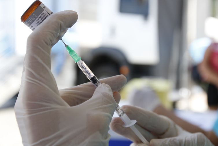 Campanha Nacional de Multivacinação começa hoje em todo o país